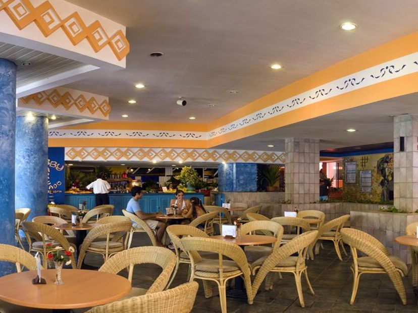(Arenas Blancas hotel section)
