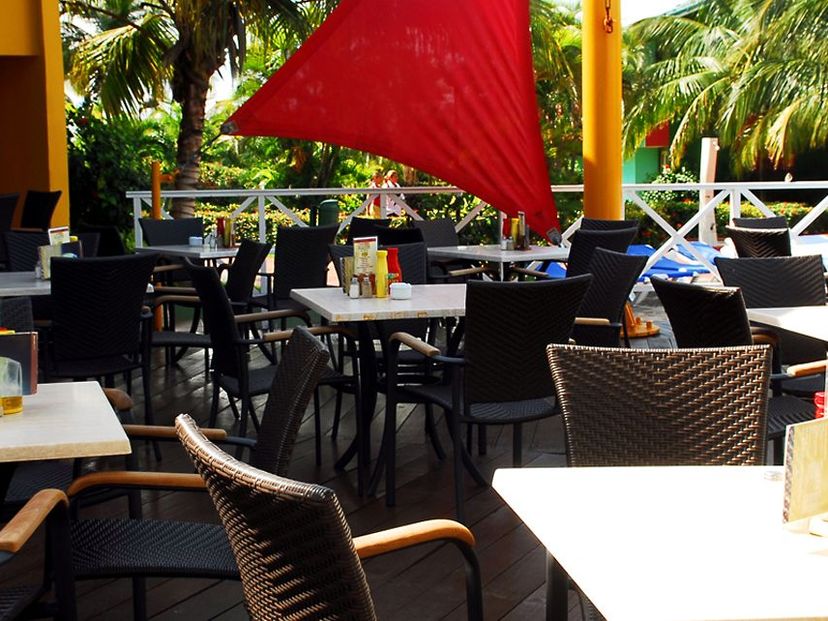 Horizontes (Solymar hotel section)