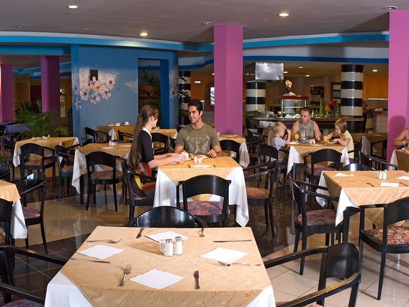 (Arenas Blancas hotel section)