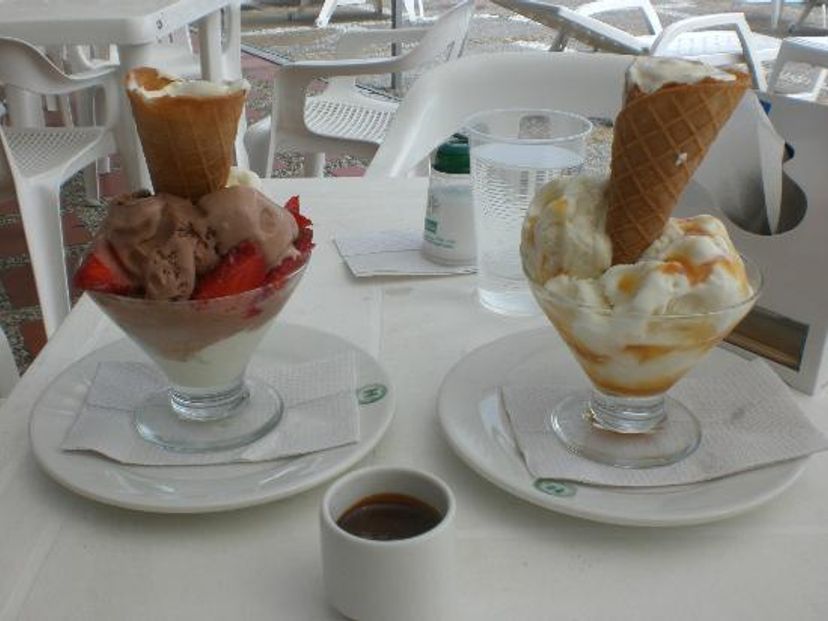 Ice Cream Shop  (Tower 2)