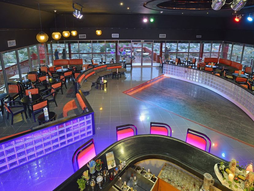 BELLO BAR