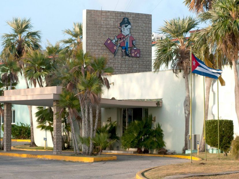 Hotel's entrance panoramic view