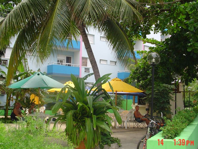 Cafe.com (Varazul hotel section)