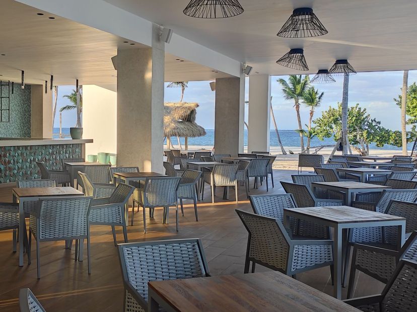 BEACH CLUB.